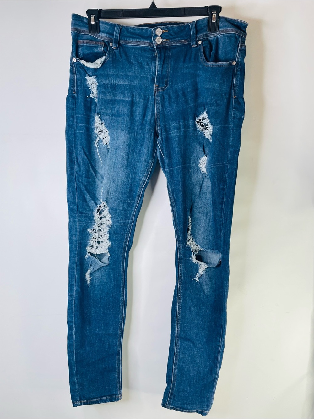 Indigo Rein Women's Distressed Dark Blue Skinny Jeans